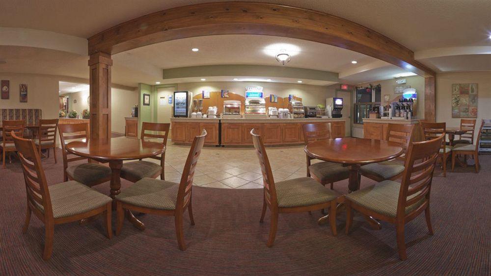 Holiday Inn Express Hotel & Suites Charlottetown By Ihg Buitenkant foto