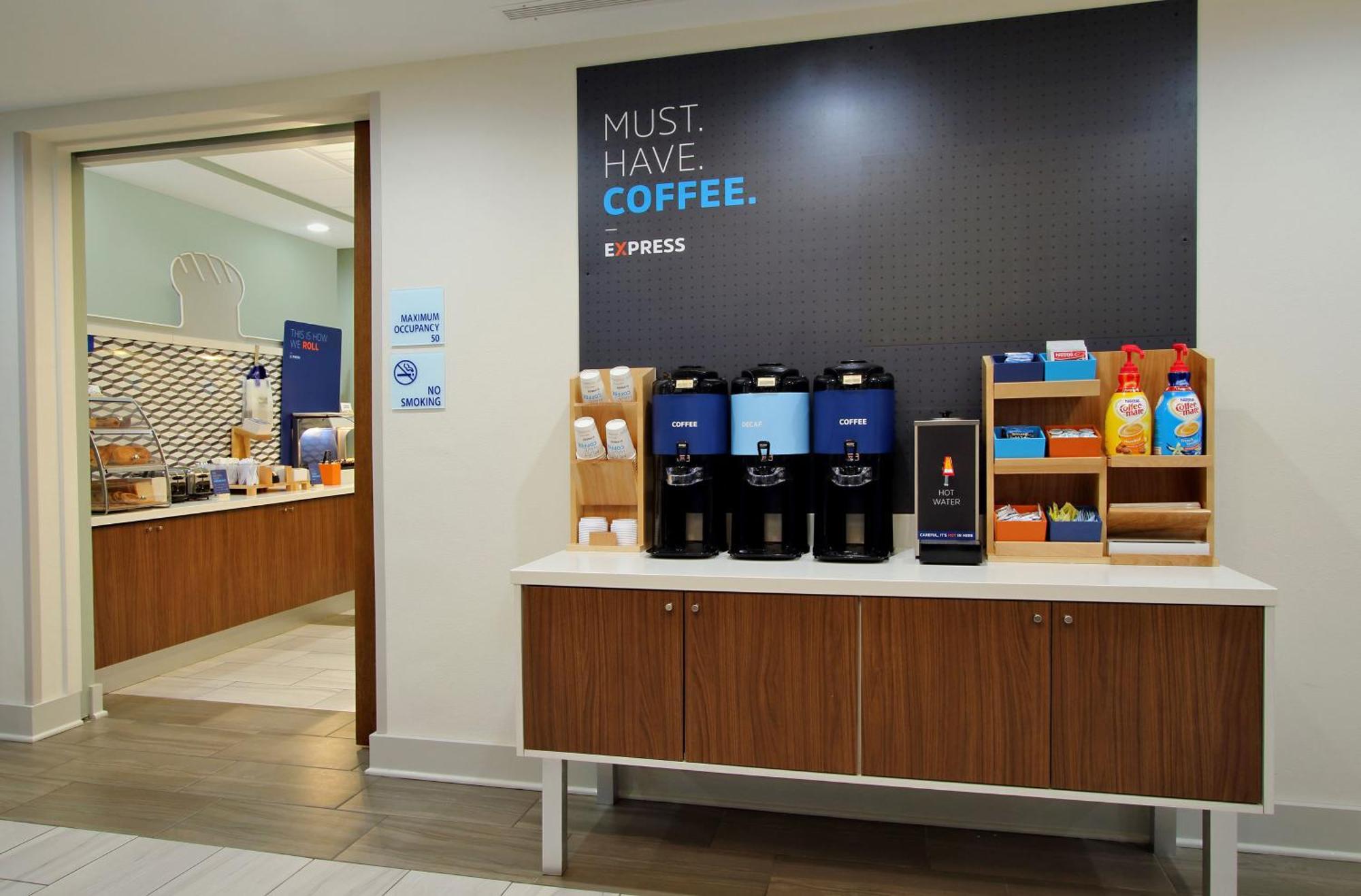 Holiday Inn Express Hotel & Suites Charlottetown By Ihg Buitenkant foto