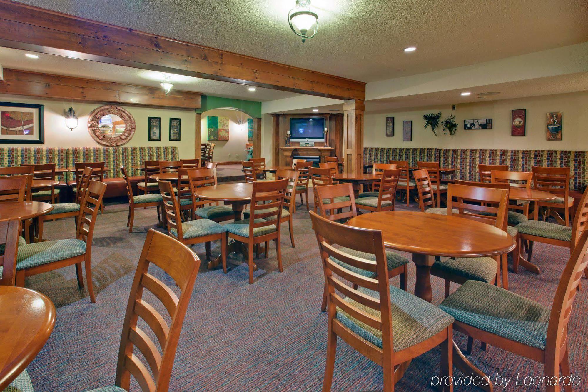 Holiday Inn Express Hotel & Suites Charlottetown By Ihg Buitenkant foto